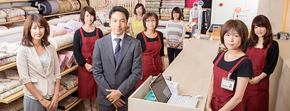スタッフ紹介