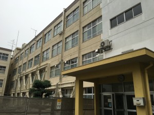 大阪府高槻市安岡寺小学校