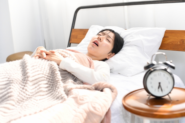 女性のいびきの原因